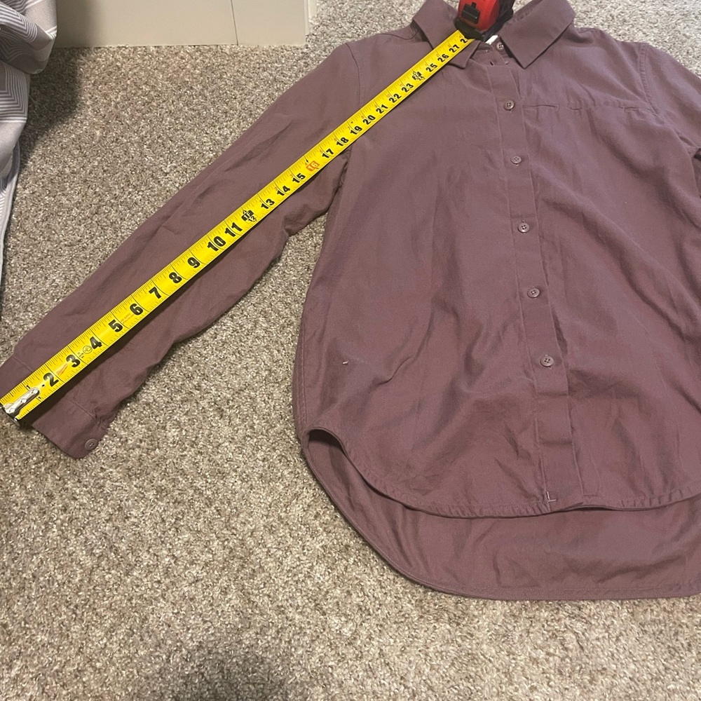 Lululemon women’s button down